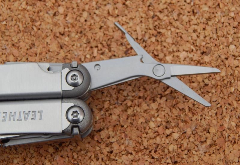 Мультитул Leatherman Wave Plus